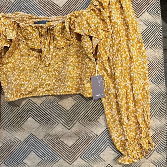 Índigo Rising Cropped Top - Picture 5 of 9